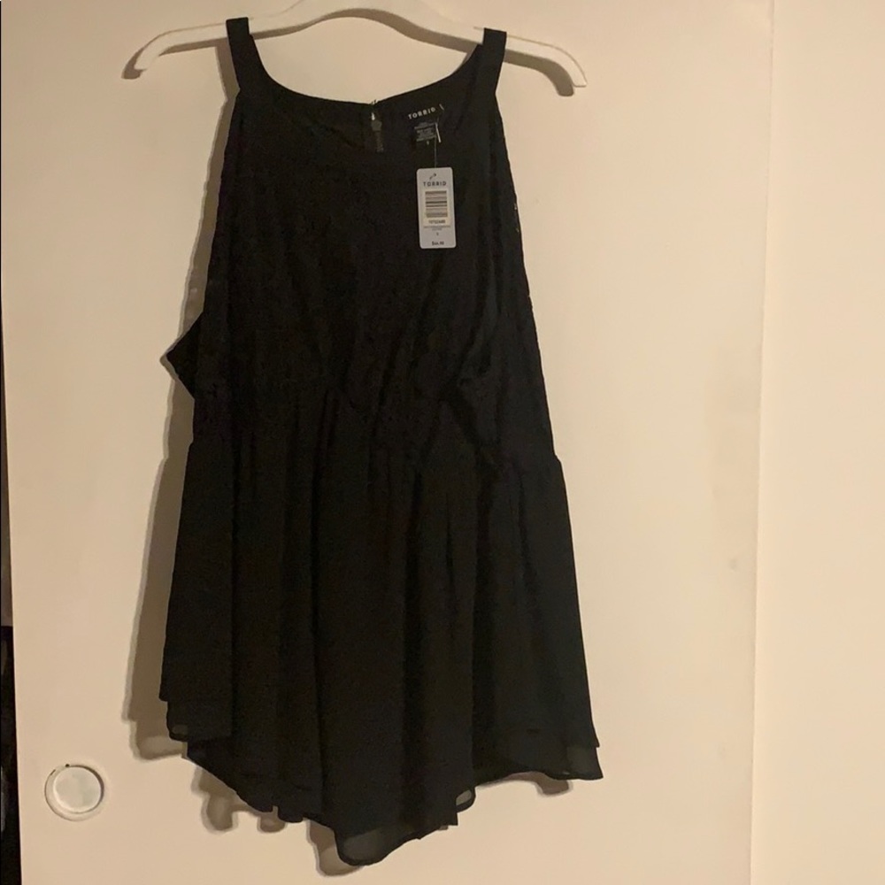 Torrid size 3 blk sleeveless chiffon lace blouse